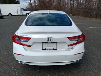 2019 Honda Accord Hybrid Touring Sedan - Photo 5