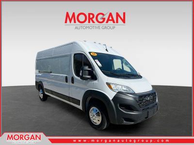 2023 Ram ProMaster 2500 High Roof in Bright White Clearcoat — front three-quarter view
