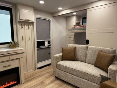 2026 Brinkley Model I - Photo 14