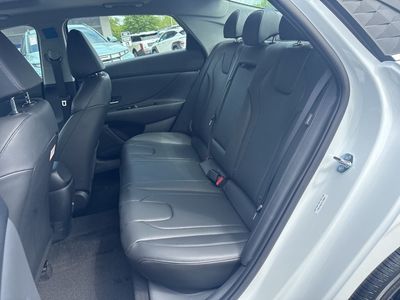 2026 Hyundai Elantra — photo 16 view