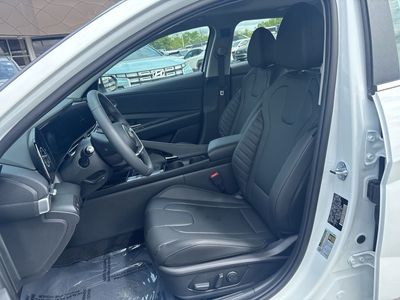 2026 Hyundai Elantra — photo 8 view