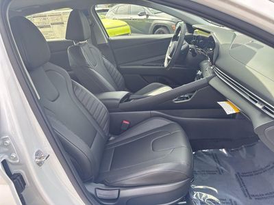 2026 Hyundai Elantra — photo 40 view