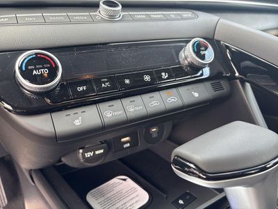 2026 Hyundai Elantra — photo 35 view