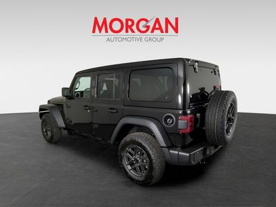 2026 Jeep Wrangler — photo 7 view
