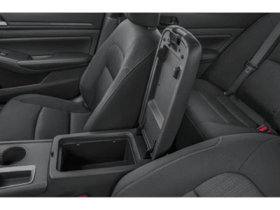 2025 Nissan Altima - Photo 16