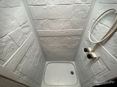 2027 Sunset Park RV Sun Lite — photo 14 view