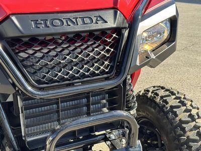 2025 Honda Pioneer 520 — detail view