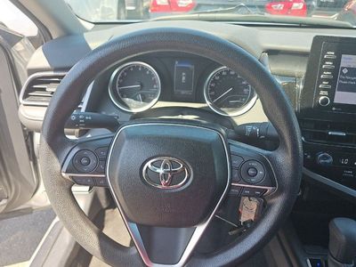 2020 Toyota Camry - Photo 3