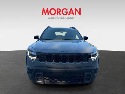 2026 Jeep Cherokee — photo 8 view