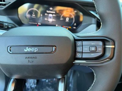 2026 Jeep Cherokee — photo 18 view