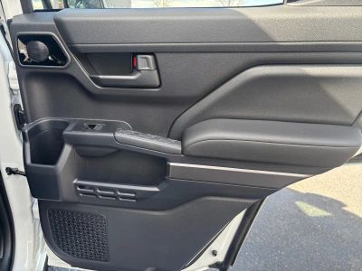 2026 Toyota 4Runner — photo 19 view