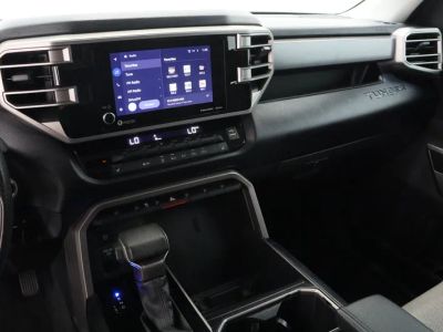 2024 Toyota Tundra 4WD - Photo 16