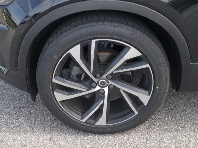 2022 Volvo XC40 — photo 11 view