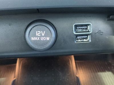 2022 Volvo XC40 — photo 24 view