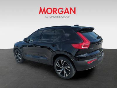 2022 Volvo XC40 — photo 7 view