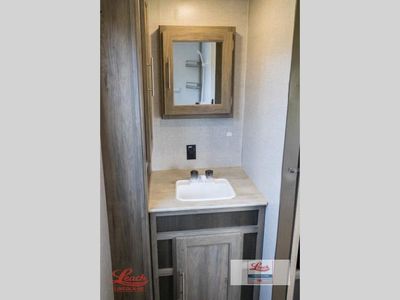 2022 Zinger Lite 219RV - Photo 26