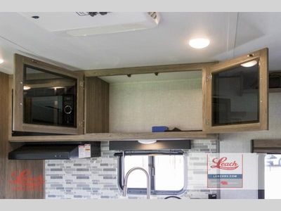 2022 Zinger Lite 219RV - Photo 16