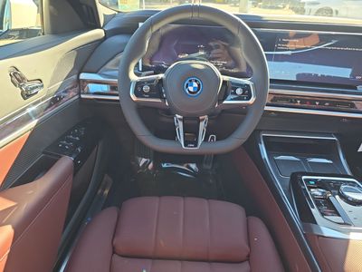 2026 BMW i7 - Photo 13