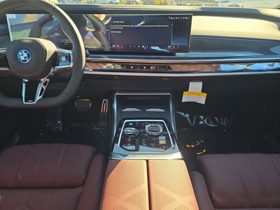 2026 BMW i7 - Photo 14