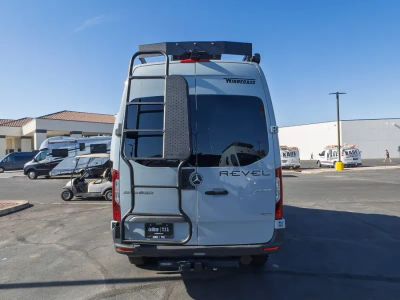 2027 Winnebago REVEL — photo 20 view