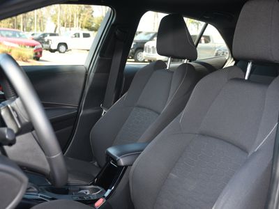 2023 Toyota Corolla Hatchback - Photo 11