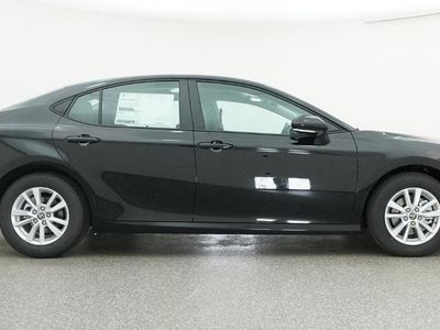 2026 Camry LE - Photo 11