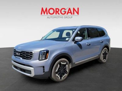2025 Kia Telluride — interior view