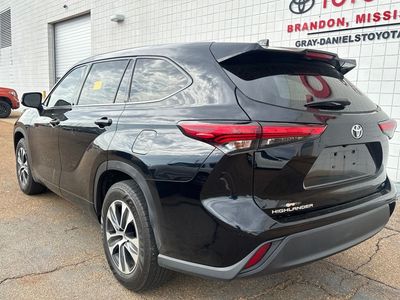 2021 Toyota Highlander - Photo 3