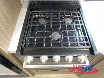 2025 Forest River RV Wildwood X-Lite - Photo 23