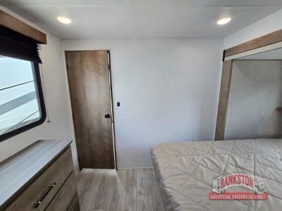2026 Springdale 380DB — photo 37 view