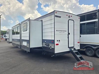 2026 Springdale 380DB — interior view