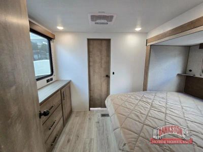 2026 Springdale 380DB — photo 15 view