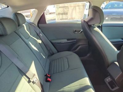2025 Kia K4 — photo 27 view