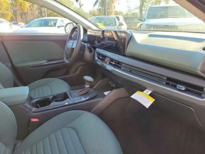 2025 Kia K4 — photo 29 view