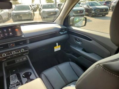 2026 Honda Pilot — photo 15 view