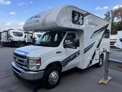2026 Thor Motor Coach Quantum - Photo 2