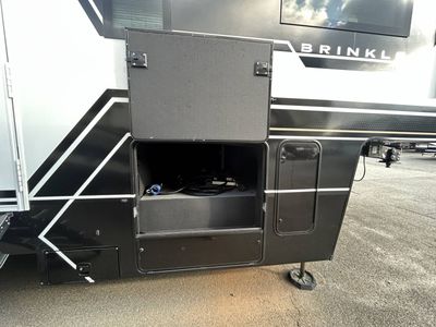 2025 Brinkley MODEL G - Photo 10
