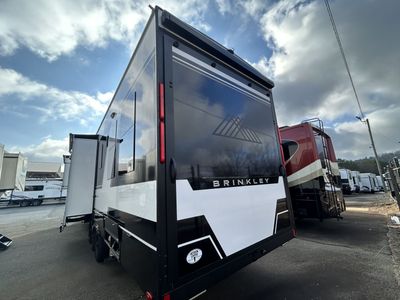 2025 Brinkley MODEL G - Photo 3