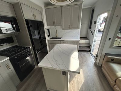 2025 Brinkley MODEL G - Photo 15
