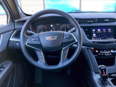 2025 Cadillac XT5 — side profile view