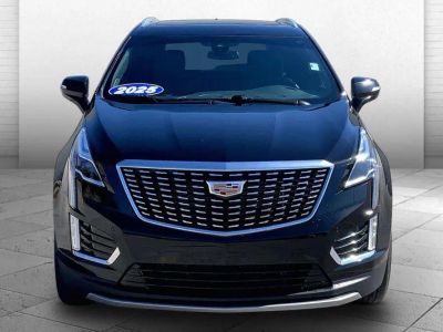 2025 Cadillac XT5 — detail view