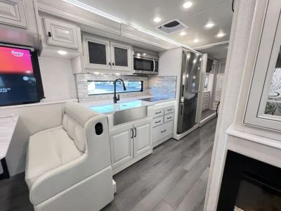 2024 Holiday Rambler NAUTICA — photo 7 view