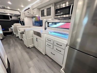 2024 Holiday Rambler NAUTICA — photo 8 view