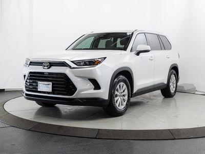2025 Toyota Grand Highlander Hybrid - Photo 3