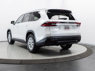 2025 Toyota Grand Highlander Hybrid - Photo 10