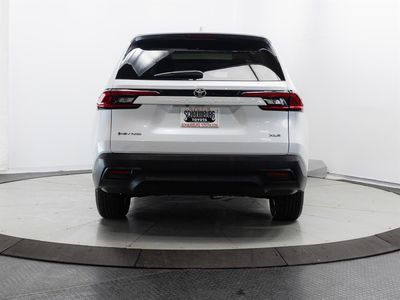 2025 Toyota Grand Highlander Hybrid - Photo 11