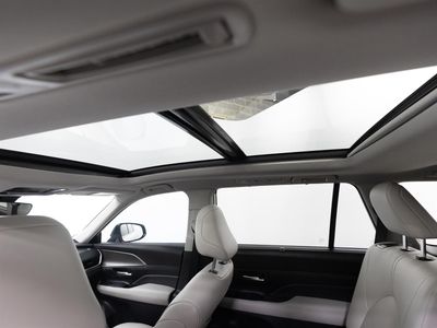 2025 Toyota Grand Highlander Hybrid - Photo 6