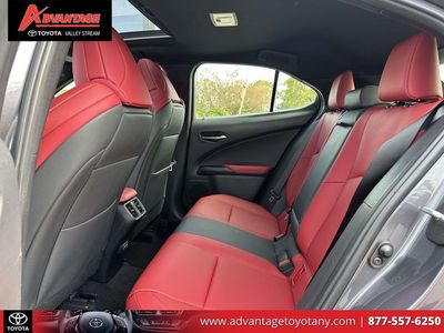 2023 Lexus UX - Photo 14