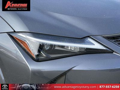 2023 Lexus UX - Photo 12