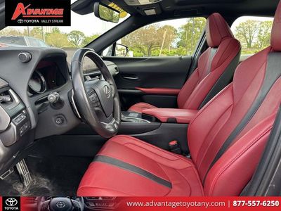 2023 Lexus UX - Photo 19